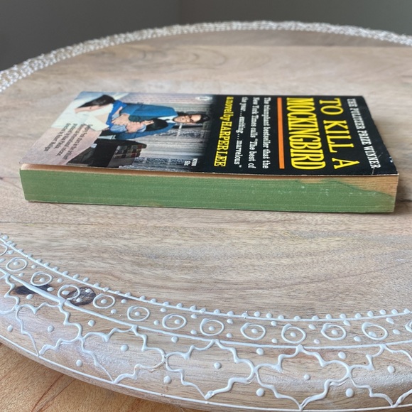 Vintage 1960 Edition of To Kill A Mockingbird by Harper Lee Paperback Book - Picture 3 of 5